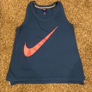 Nike razorback blue tank